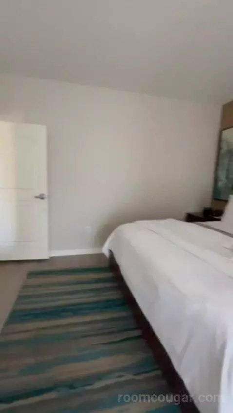 Executive, 1 Bedroom Executive Suite, Balcony (#1101) bed picture #10