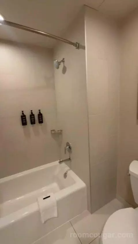 Ponto, Studio Suite (#4108) bathroom picture #5