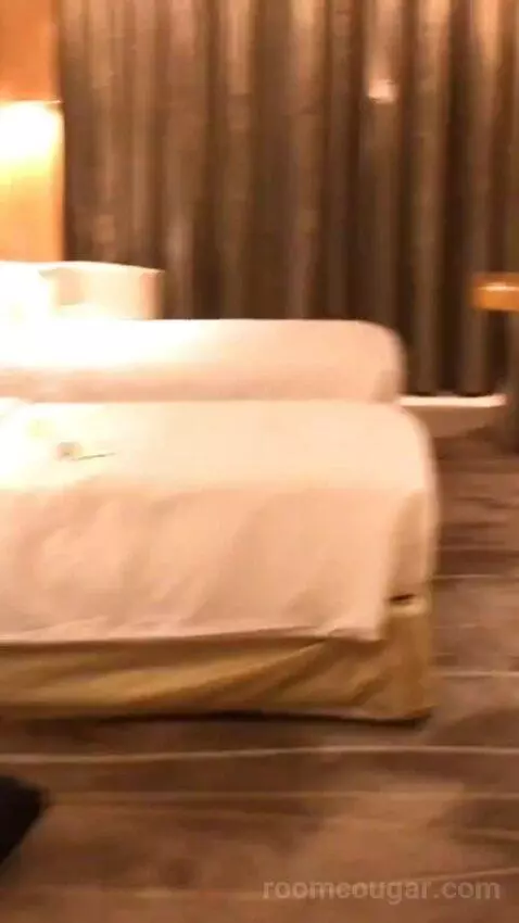 Grand Superior Balcony Twin bed picture #2