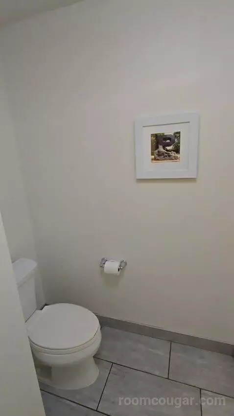 King Room with Sofa Bed bathroom picture #5