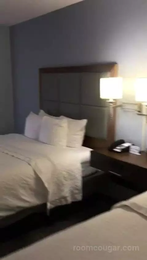 Queen Room with Two Queen Beds (#204) bed picture #4