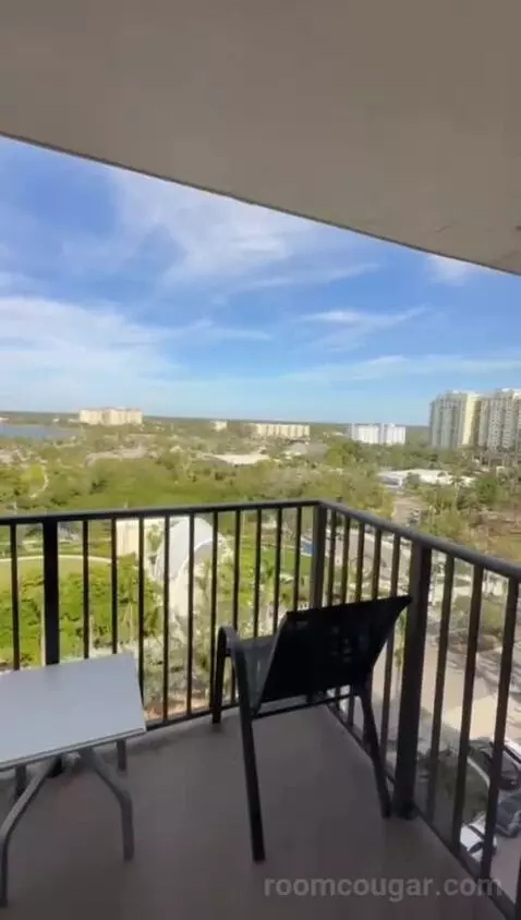 King Room with Balcony - High Floor (#918) view picture #8