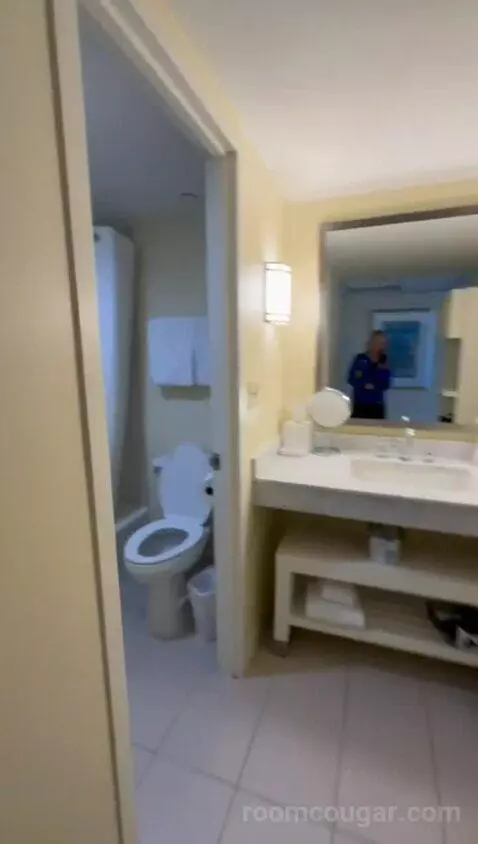 King Room with Balcony - High Floor (#918) bathroom picture #7