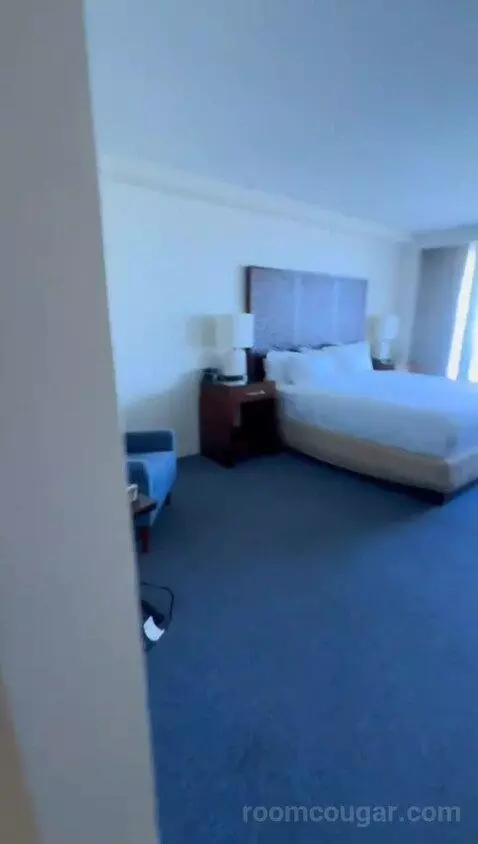 King Room with Balcony - High Floor (#918) bed picture #1
