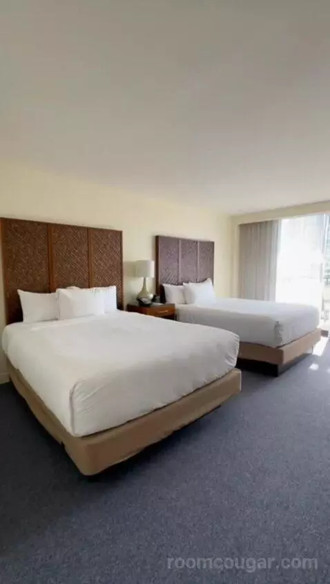Double Room with Two Double Beds and Balcony (#1011) bed picture #7