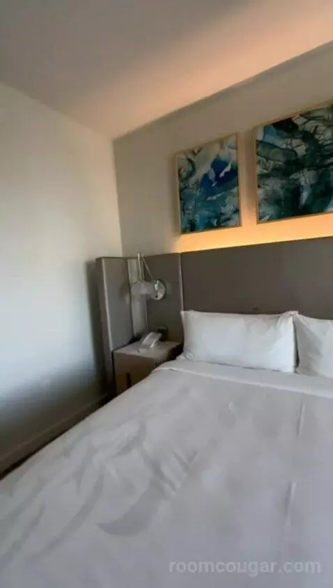King Room with Sofa Bed - City View bed picture #8