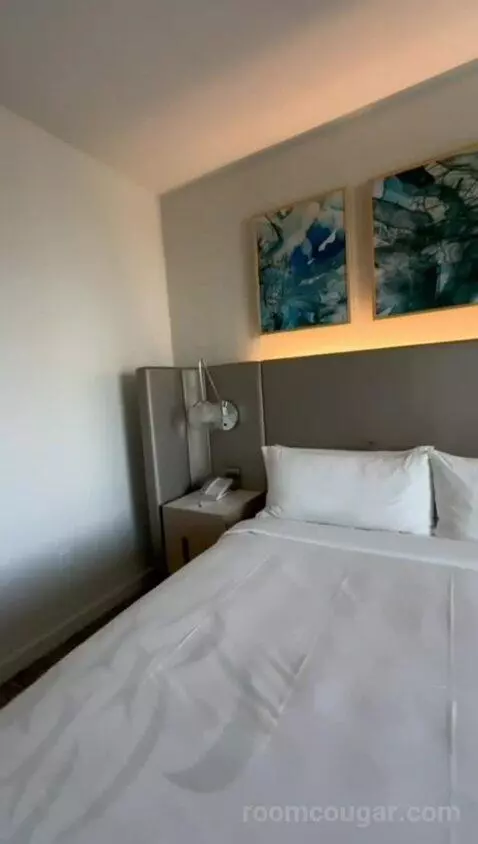 King Room with Sofa Bed - City View bed picture #9