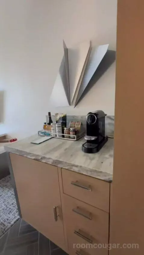 King Room with Sofa Bed - City View bathroom picture #11