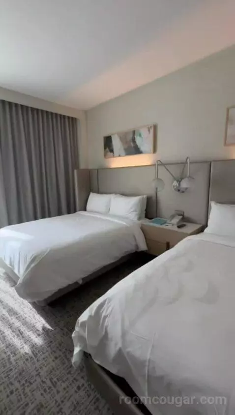 Queen Room with Two Queen Beds - City View bed picture #4