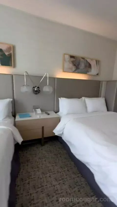 Queen Room with Two Queen Beds - City View/High Floor, Accessible (#712) bed picture #8