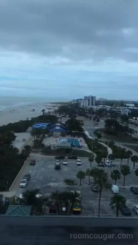 Two Bedroom Suite, One King, Two Queen, Partial Gulf View (#1013) view picture #7