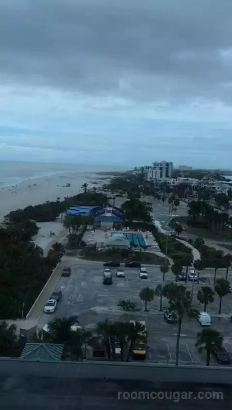 Two Bedroom Suite, One King, Two Queen, Partial Gulf View (#1013) view picture #9