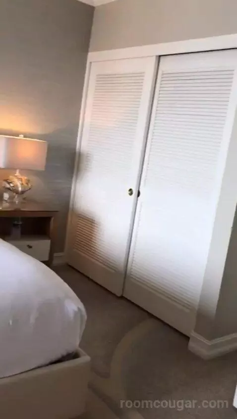 One Bedroom Suite with Bay View and Balcony, Accessible (#402) bed picture #5