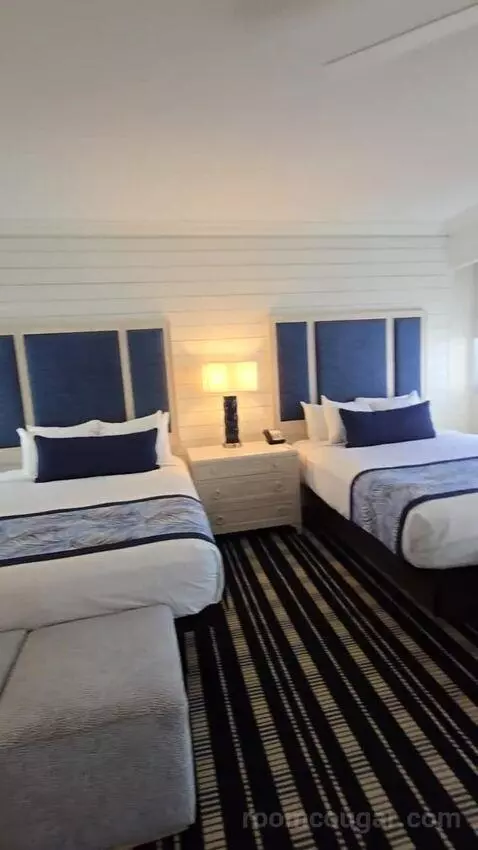 Mobility Accessible 2 BR Beach View Suite (#2703) bed picture #10