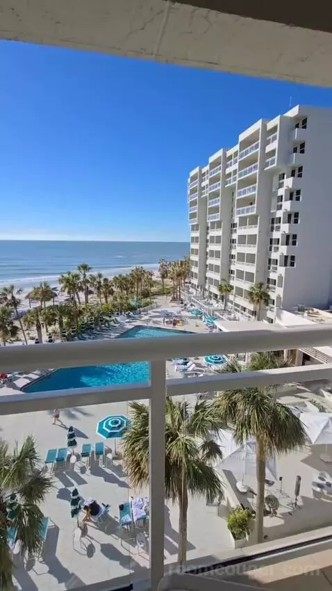 King Studio with Sofa Bed and Gulf View (#2503) view picture #1