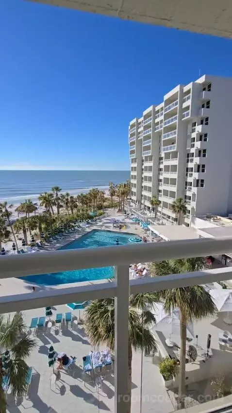 King Studio with Sofa Bed and Gulf View (#2503) view picture #3