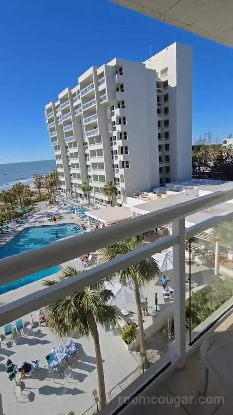 King Studio with Sofa Bed and Gulf View (#2503) view picture #10