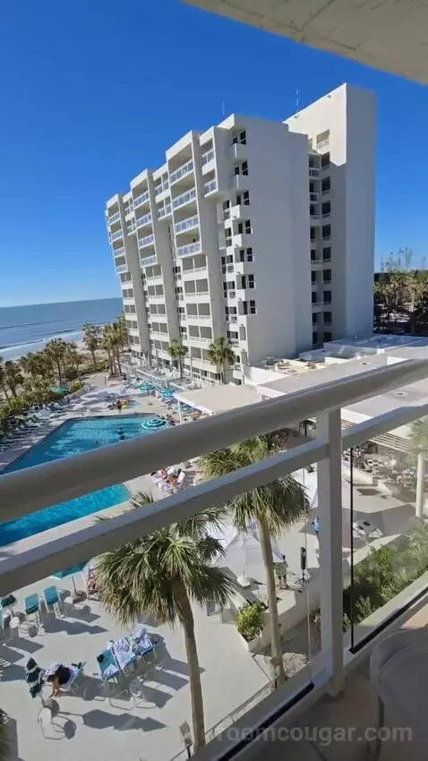 King Studio with Sofa Bed and Gulf View (#2503) view picture #11