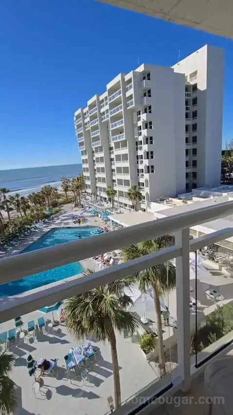 King Studio with Sofa Bed and Gulf View (#2503) view picture #12