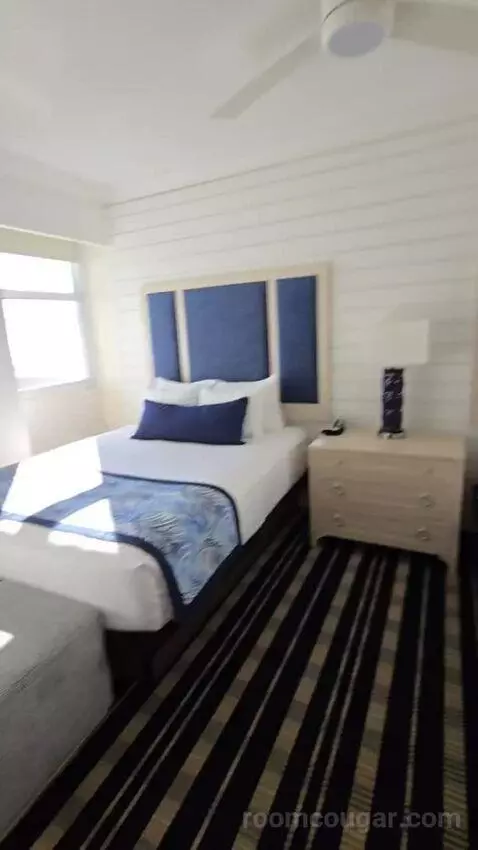 Deluxe Two-Bedroom Suite with Gulf View (#2407) bed picture #7