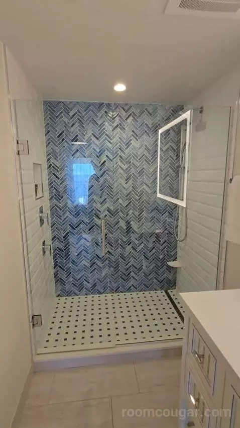 Deluxe Two-Bedroom Suite with Gulf View (#2407) bathroom picture #11