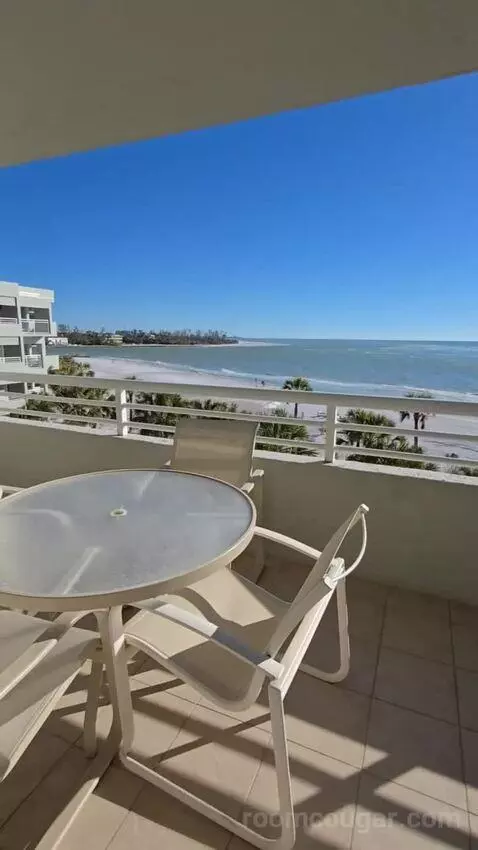 Deluxe Two-Bedroom Suite with Gulf View (#2407) view picture #3