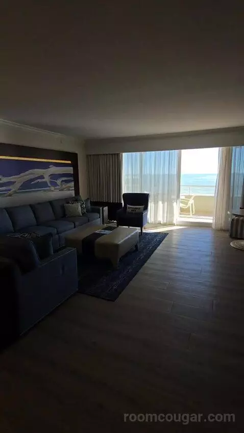 Deluxe Two-Bedroom Suite with Gulf View (#2407) view picture #11