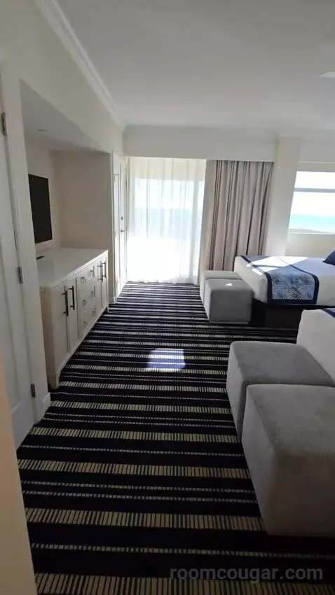 Deluxe Two-Bedroom Suite with Gulf View (#2407) bed picture #3