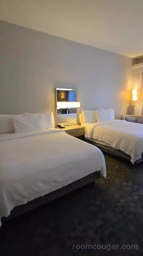 Queen Room with 2 Queen Beds (#100) bed picture #6