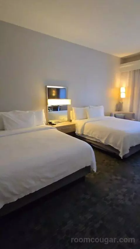 Queen Room with 2 Queen Beds (#100) bed picture #7