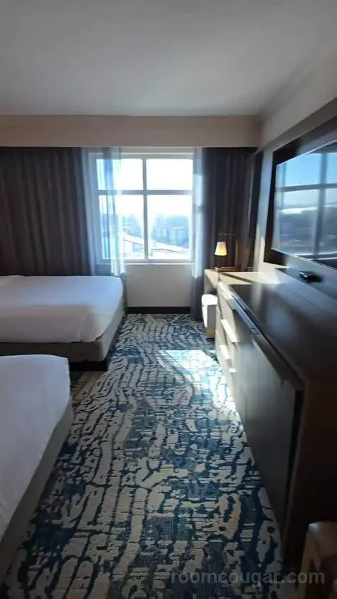 Two Room Two Queen Bay View (#1706) bed picture #8