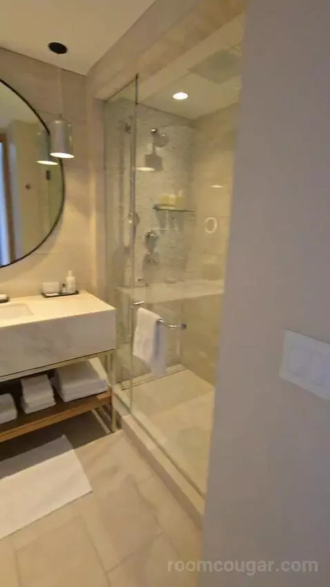 Premium Guest Room with 2 Queen, Water View (#1878) bathroom picture #1