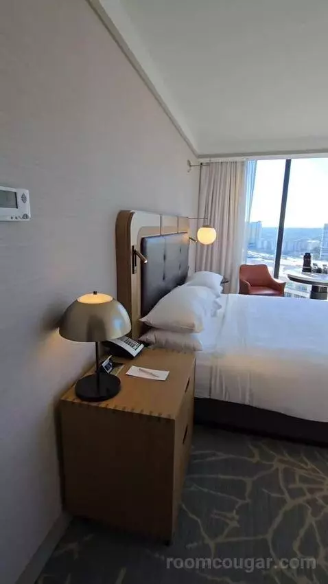 Guest Room with 1 King, City View, Corner Room (#1860) bed picture #8