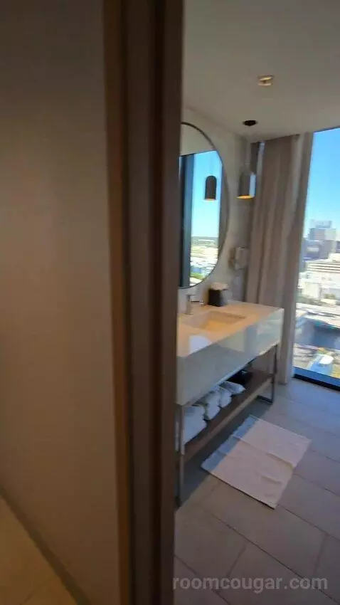 Guest Room with 1 King, City View, Corner Room (#1860) bed picture #3