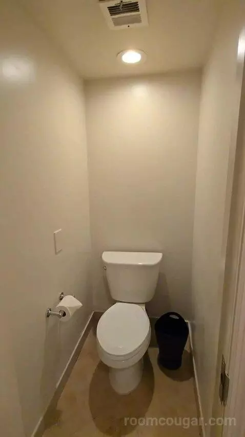 Channelside One Bedroom, Club Lounge Access, Suite (#1201) bathroom picture #12