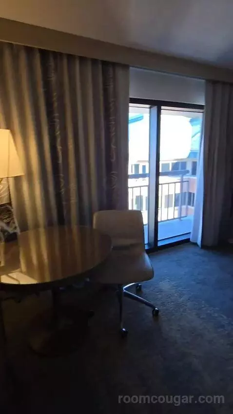 Channelside One Bedroom, Club Lounge Access, Suite (#1201) bed picture #2