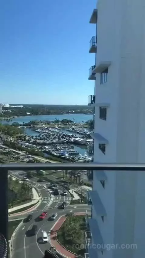 Deluxe Suite, Parlor, Alternate Bed: Sofa Bed, Marina View (#1703) view picture #10
