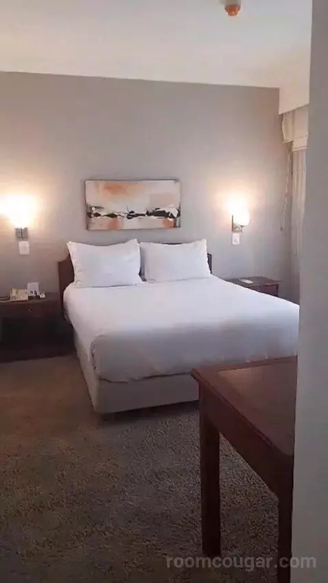 Suite (#821) bed picture #2
