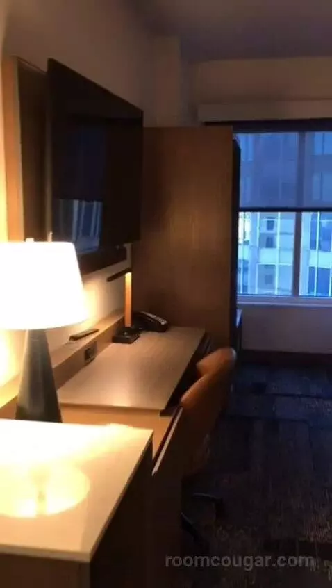 Two Queen Den Room (#1718) bed picture #4