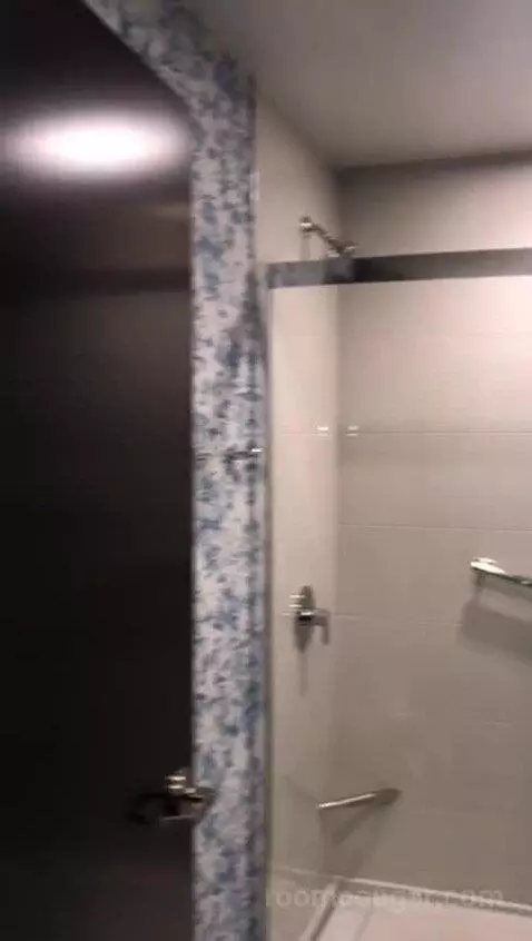 Two Queen Den Room (#1718) bathroom picture #9