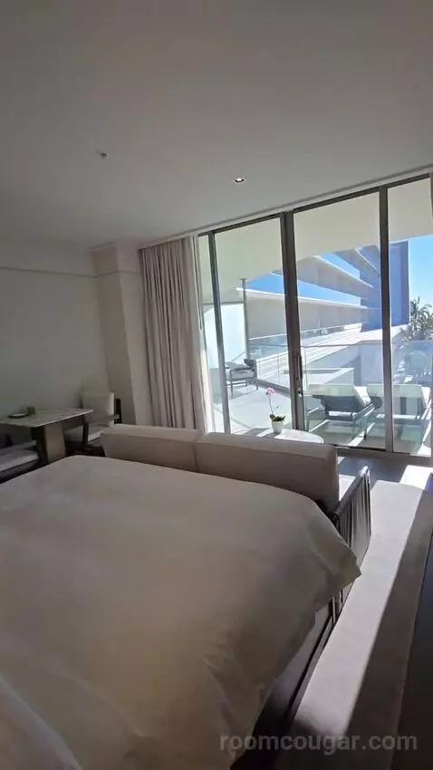 Magnolia King Suite with Sofa Bed, Balcony and Ocean View (#225) bed picture #8