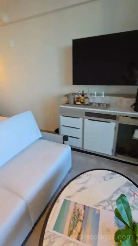 Superior King Room with Balcony and Limited View (#253) bed picture #5