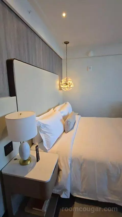 Superior King Room with Balcony and Limited View (#253) bed picture #9