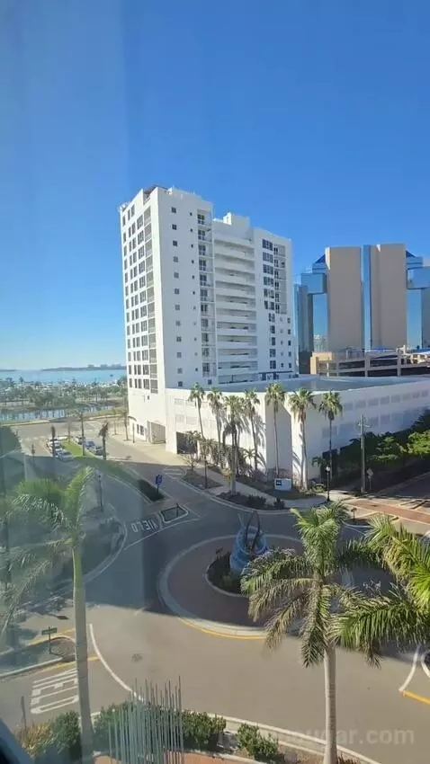 One-Bedroom King Suite with Sofa Bed - High Floor/City View (#625) view picture #1