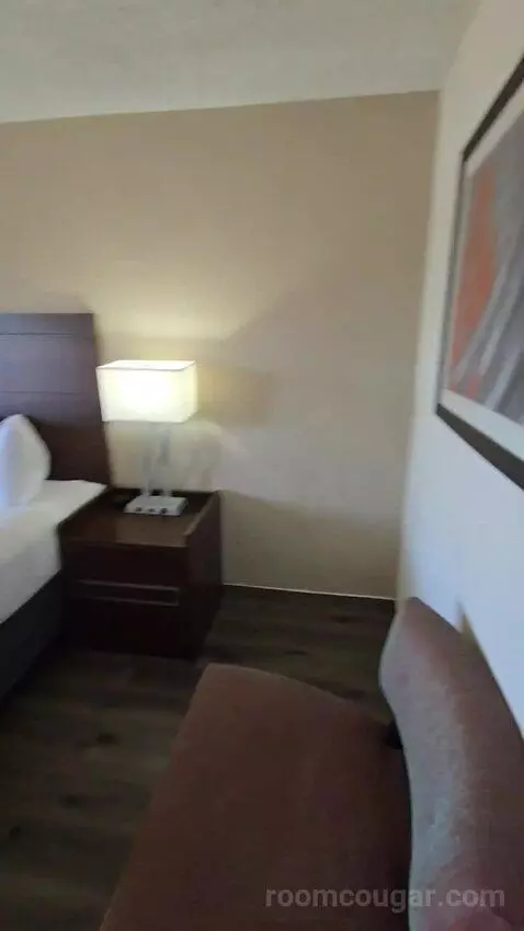 King Room with Water View (Connecting) (#209) picture #21