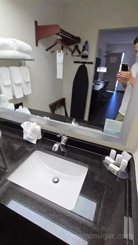 Queen Room with Two Queen Beds and Water View (#213) bathroom picture #3