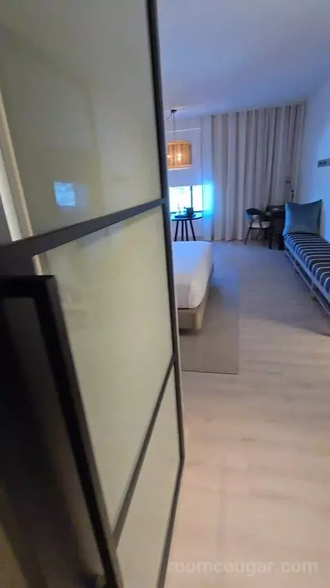 King Room with Pool View (#419) bed picture #2
