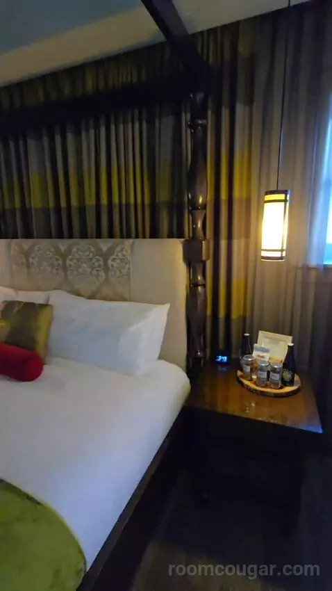 Courtyard Superior King Room (#309) picture #24
