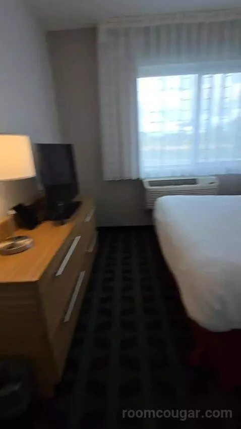 One-Bedroom Queen Suite with Sofa Bed, Mobility and Hearing Accessible Tub (#103) bed picture #5