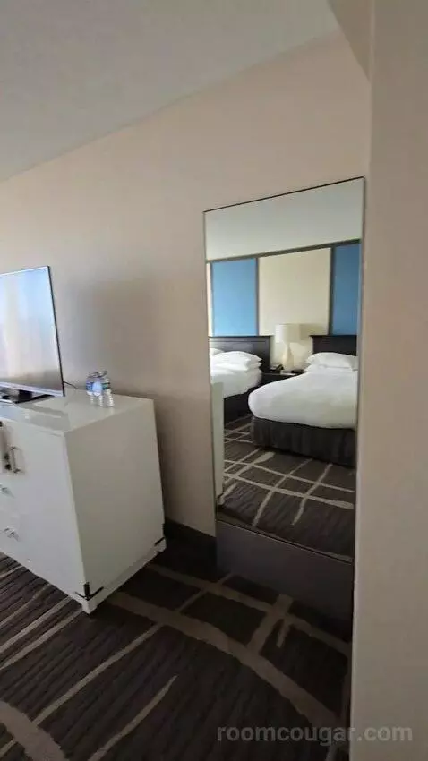 Deluxe Room with Two Double Beds - High Floor (#924) bed picture #9